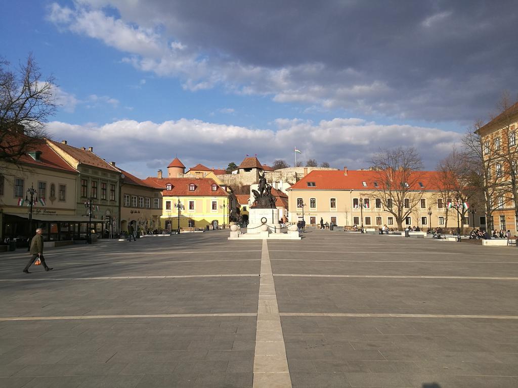 Anna Apartman Eger Exterior foto